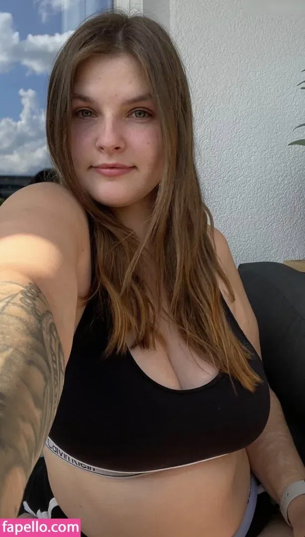 Sandy.Prehm Onlyfans Photo Gallery 