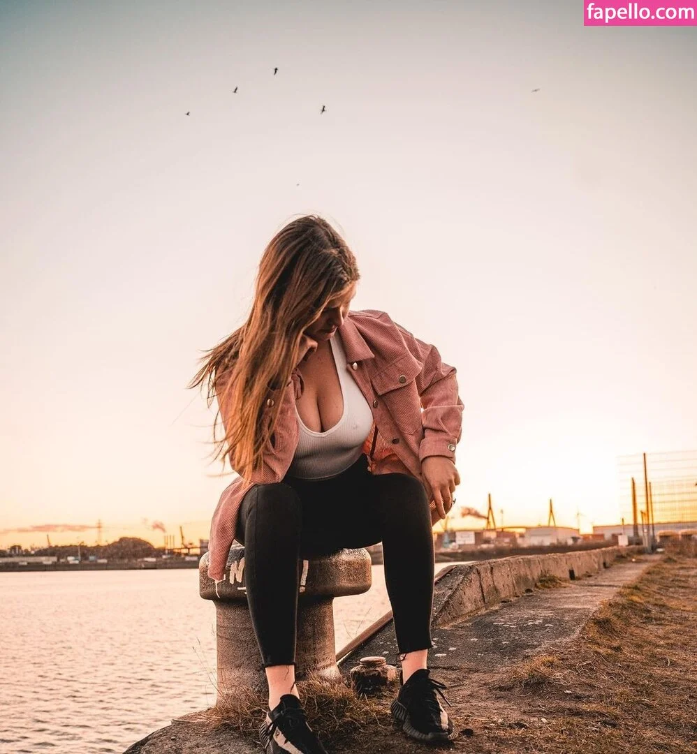 Sandy.Prehm Onlyfans Photo Gallery 