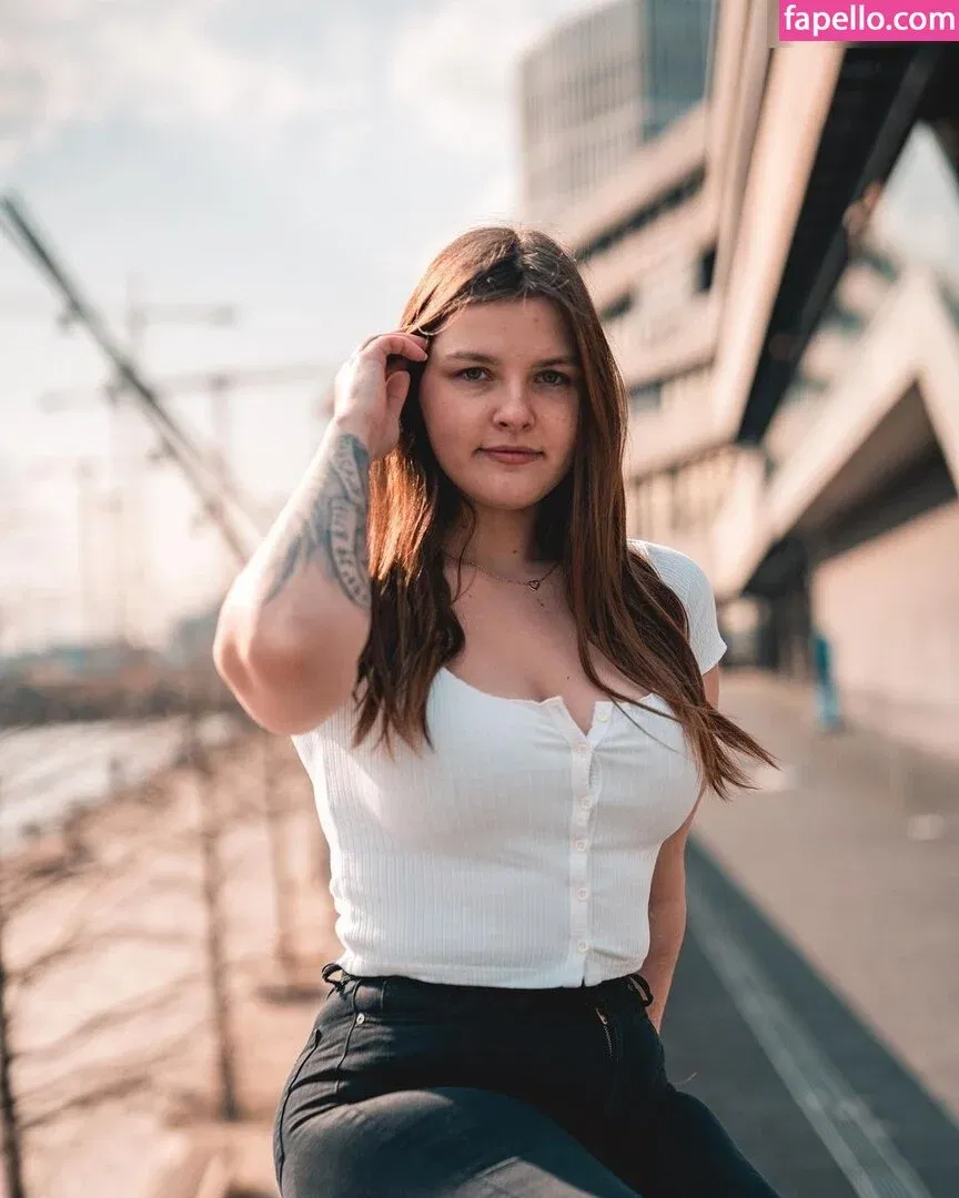 Sandy.Prehm Onlyfans Photo Gallery 