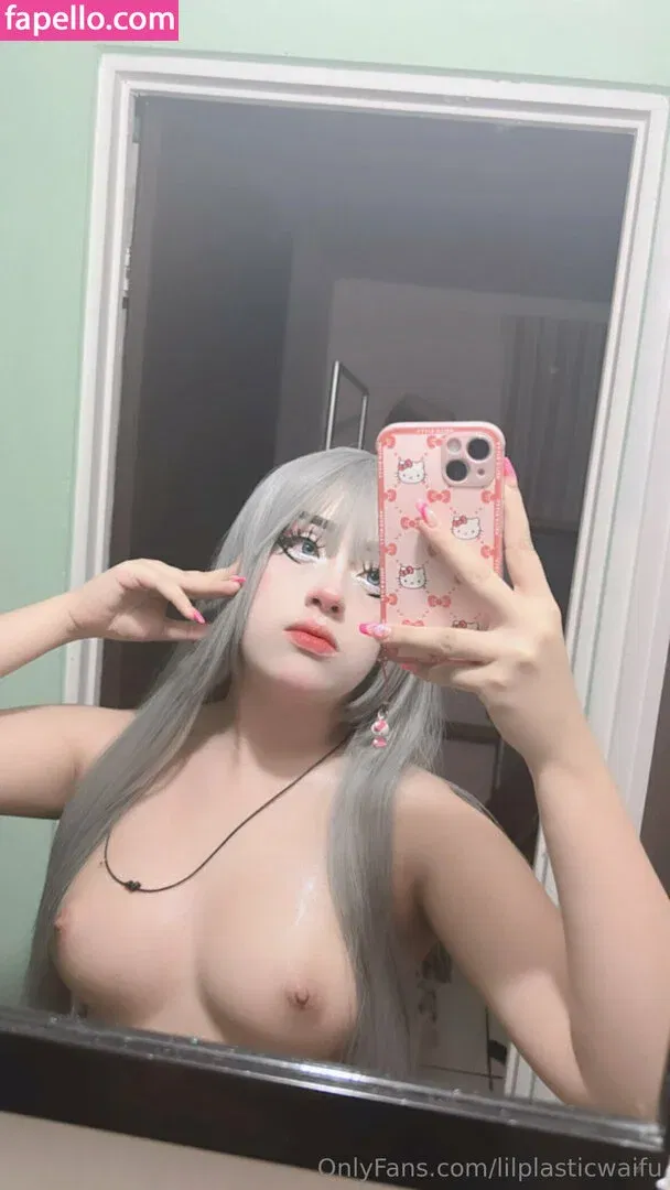 lilplasticwaifu Onlyfans Photo Gallery 