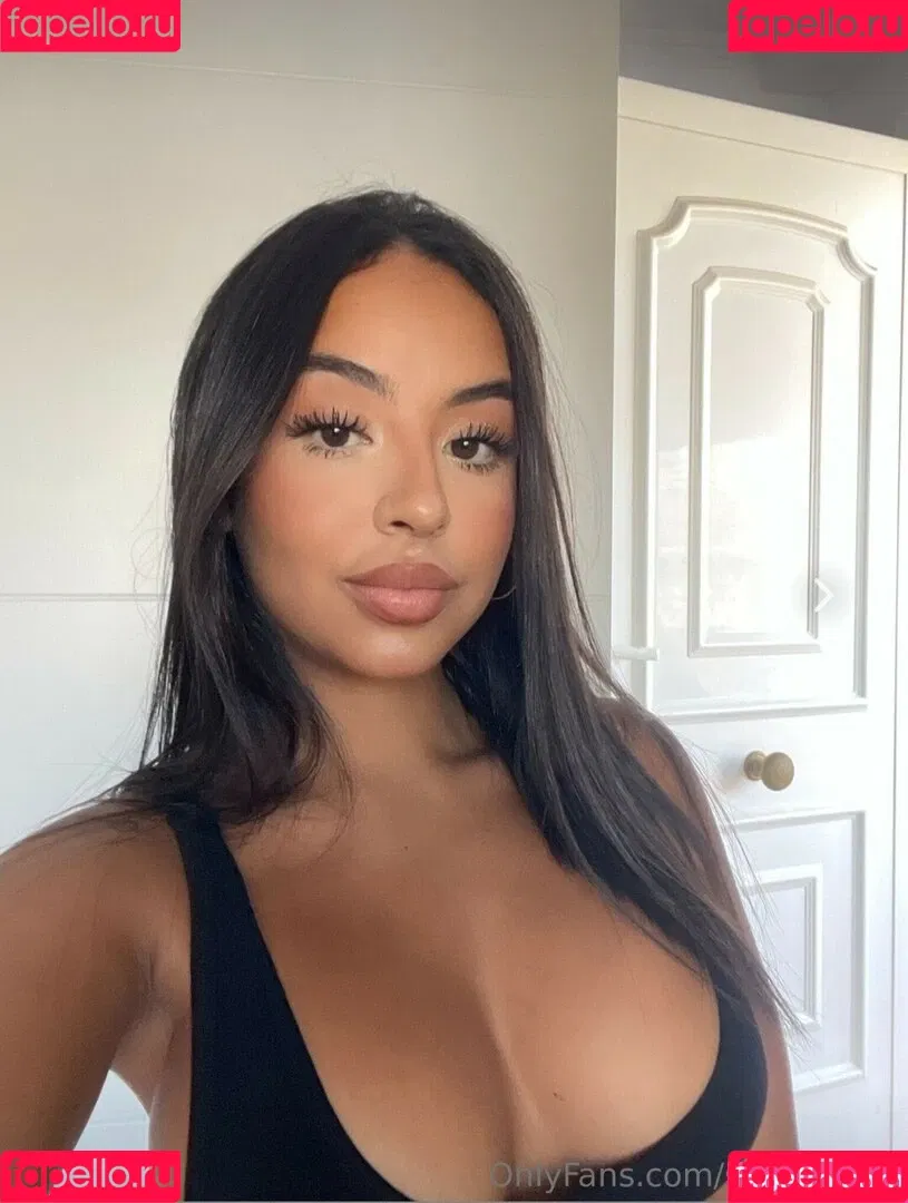 kaarlitaa20 Onlyfans Photo Gallery 
