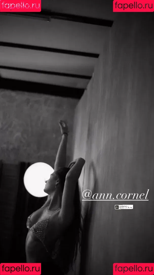 ann.cornel Onlyfans Photo Gallery 