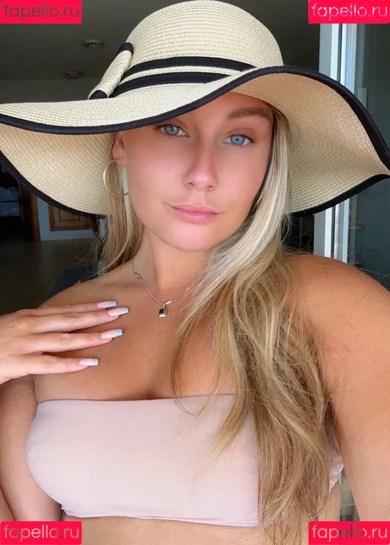 Michaela Buzgovicova Onlyfans Photo Gallery 