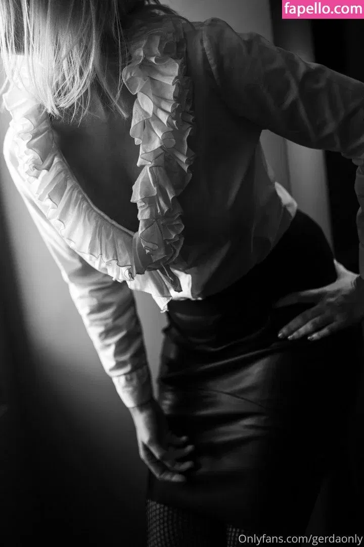 Milf gerdaonly Onlyfans Photo Gallery 