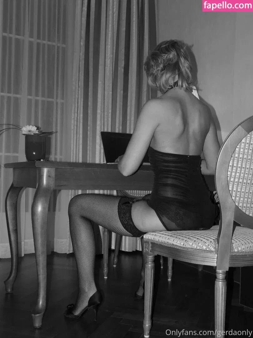 Milf gerdaonly Onlyfans Photo Gallery 