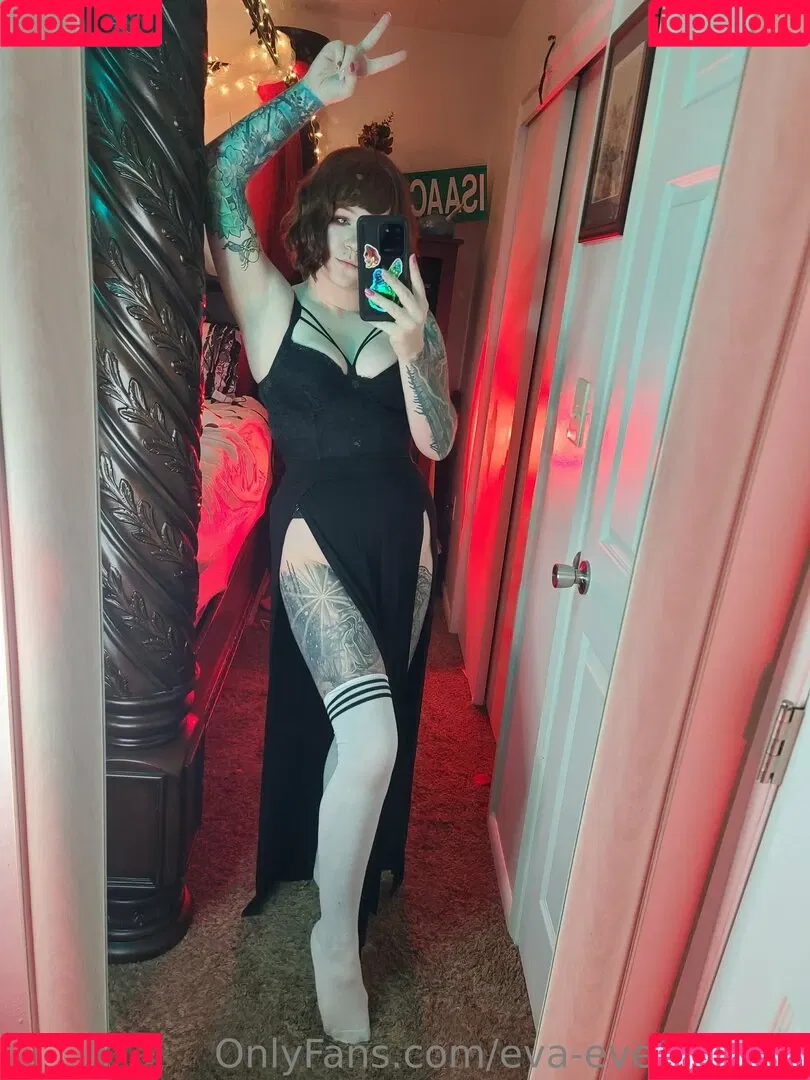 eva-evergreene Onlyfans Photo Gallery 