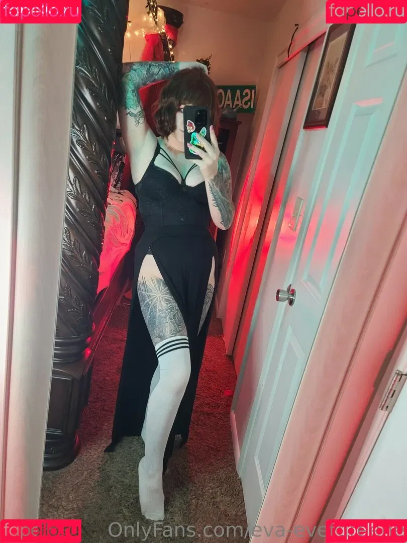 eva-evergreene Onlyfans Photo Gallery 