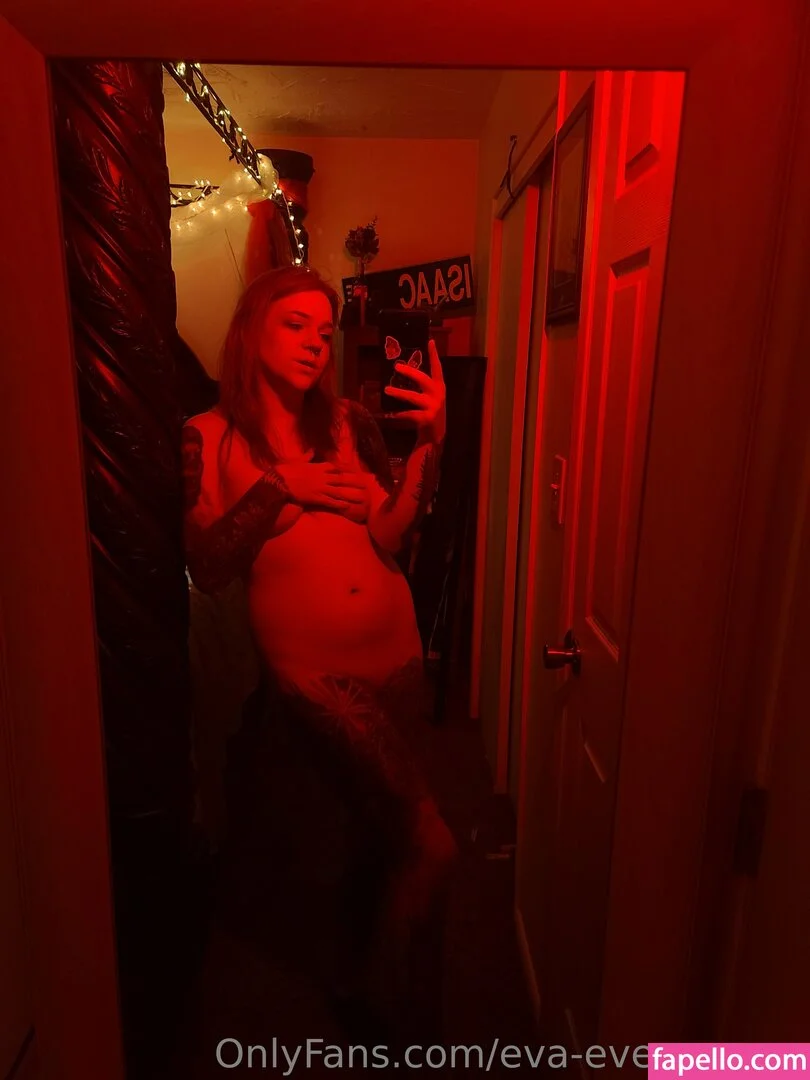 eva-evergreene Onlyfans Photo Gallery 