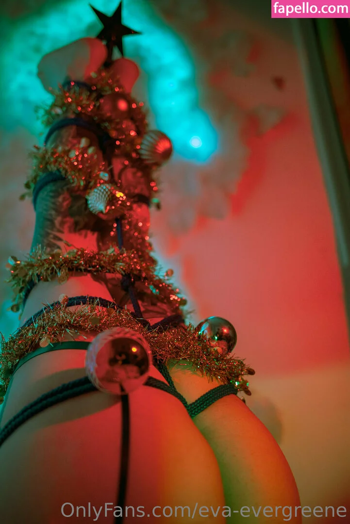 eva-evergreene Onlyfans Photo Gallery 