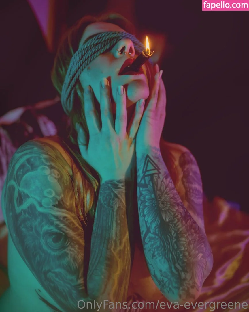 eva-evergreene Onlyfans Photo Gallery 