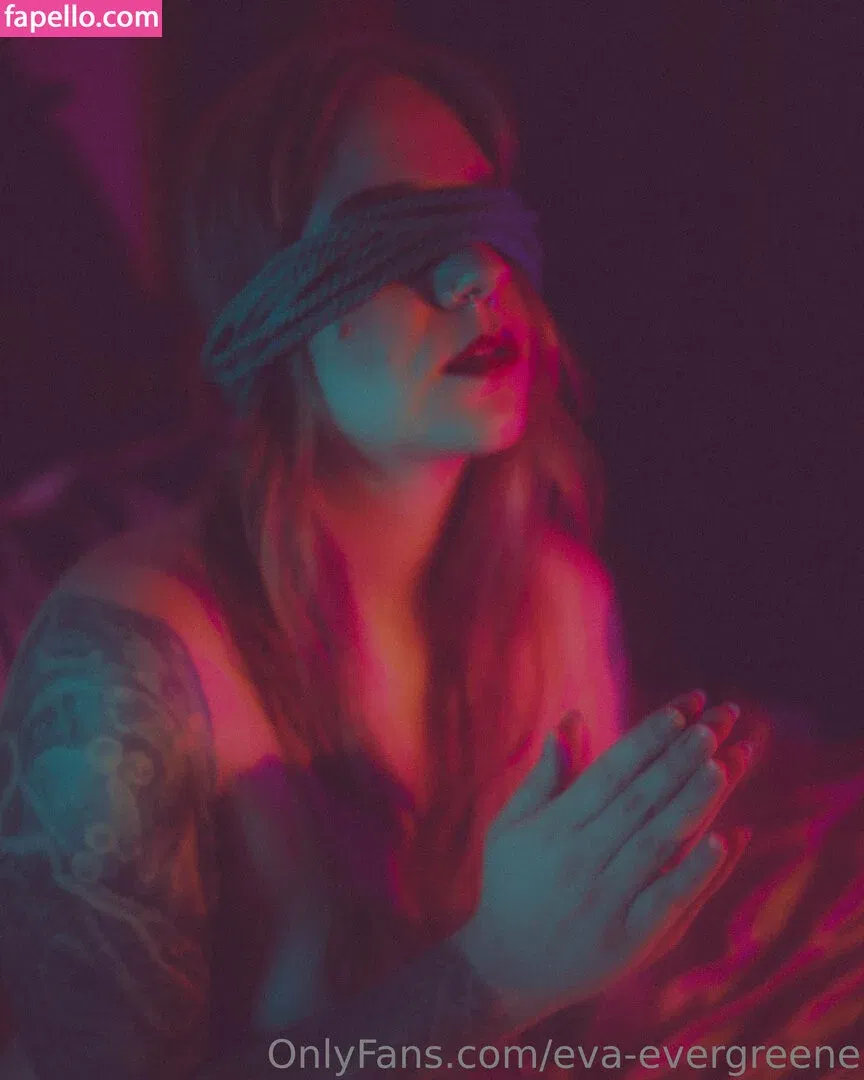 eva-evergreene Onlyfans Photo Gallery 