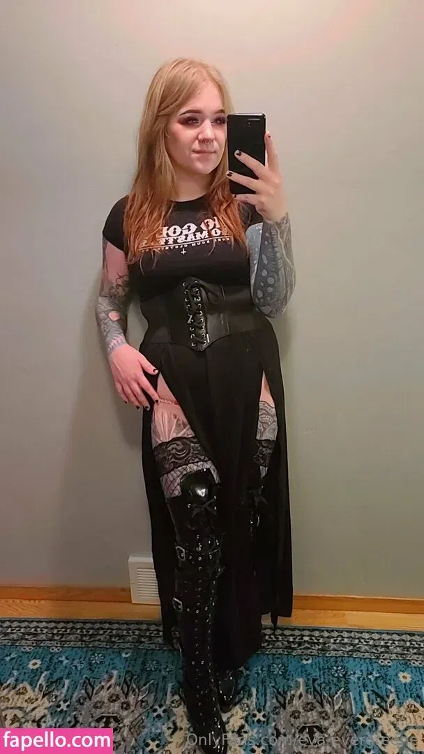 eva-evergreene Onlyfans Photo Gallery 