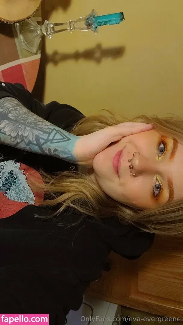 eva-evergreene Onlyfans Photo Gallery 