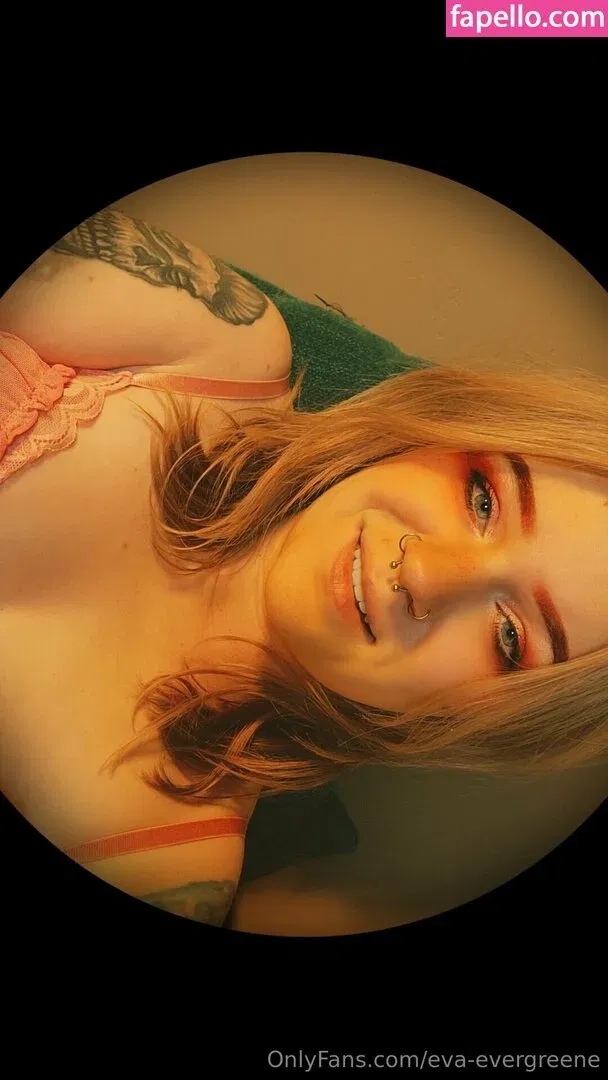 eva-evergreene Onlyfans Photo Gallery 