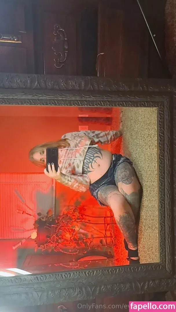 eva-evergreene Onlyfans Photo Gallery 