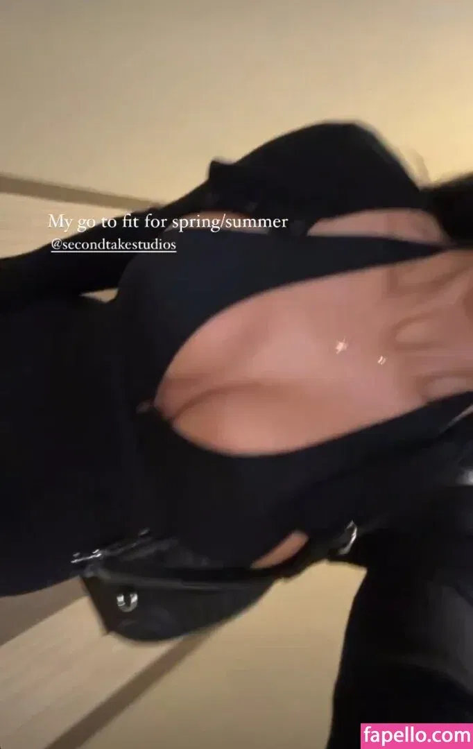 Heli Kenzi Onlyfans Photo Gallery 