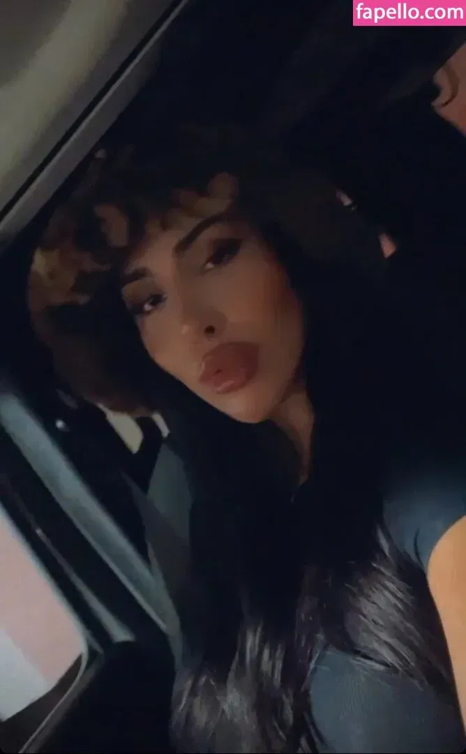 Heli Kenzi Onlyfans Photo Gallery 