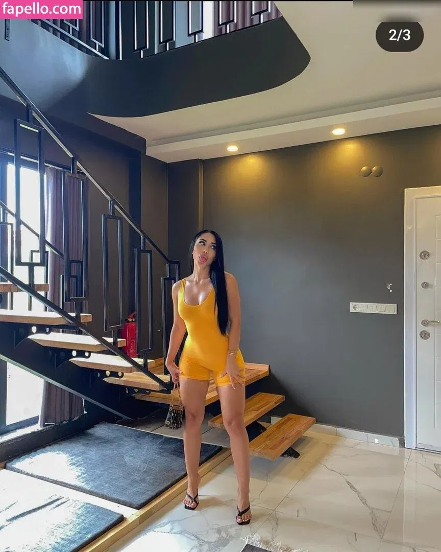 Heli Kenzi Onlyfans Photo Gallery 