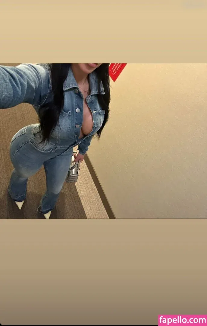 Heli Kenzi Onlyfans Photo Gallery 