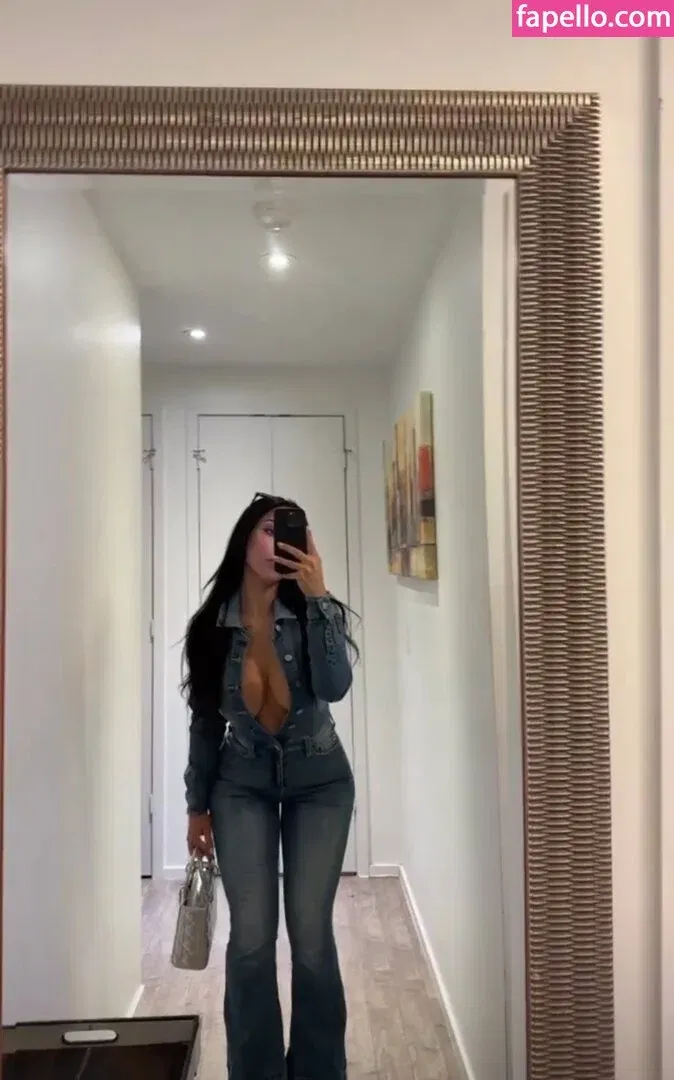 Heli Kenzi Onlyfans Photo Gallery 