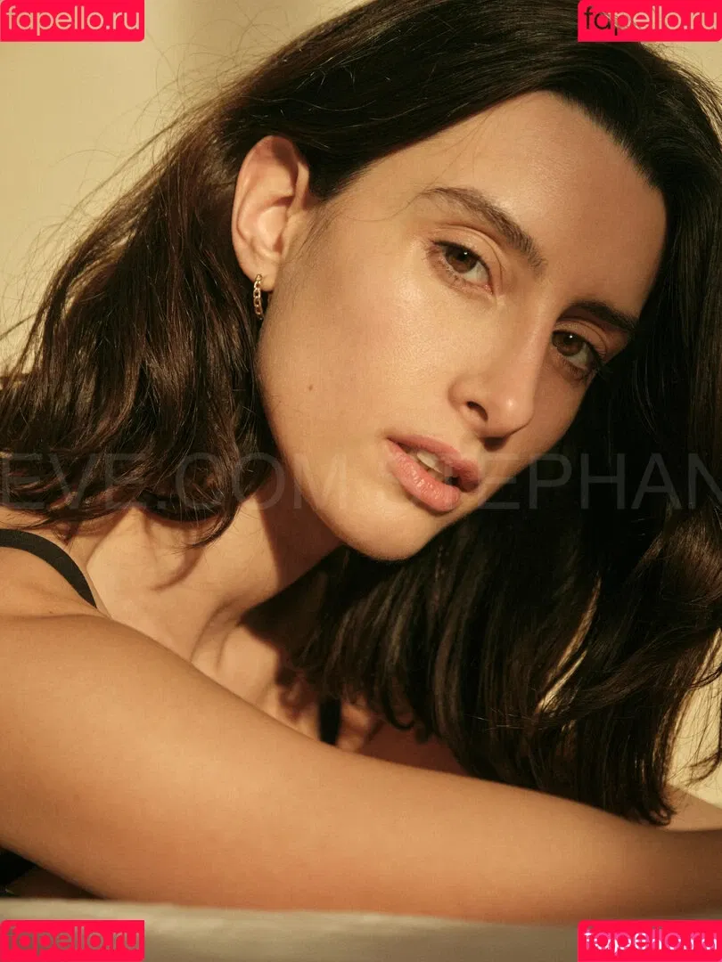 Aurélie Lacombe Onlyfans Photo Gallery 