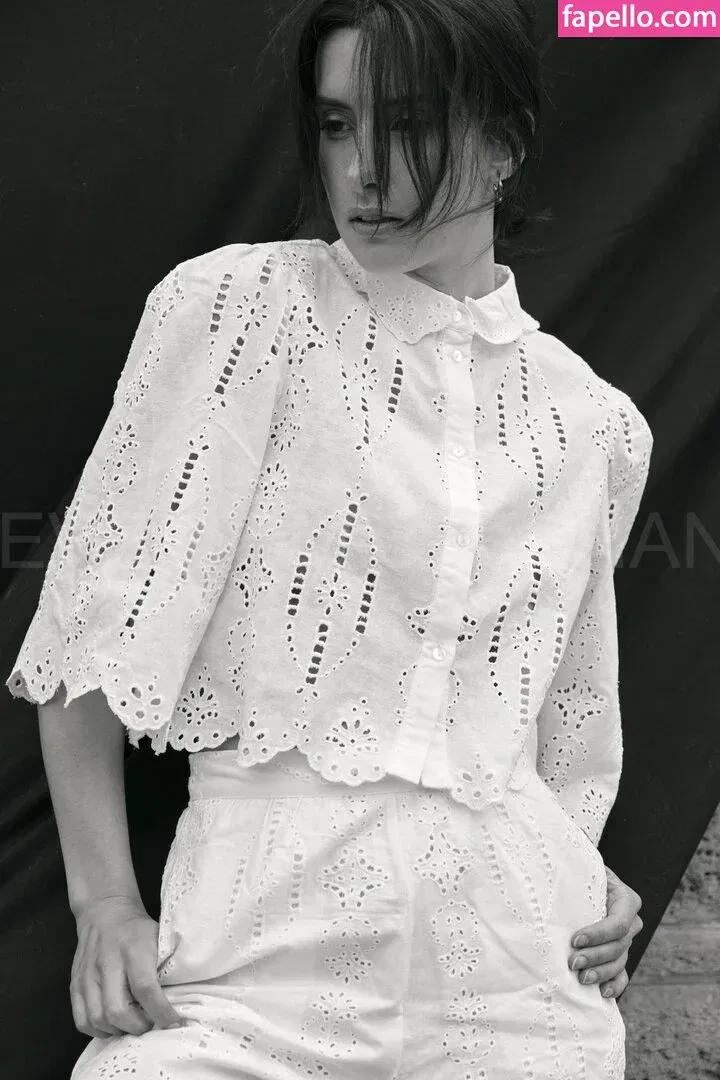 Aurélie Lacombe Onlyfans Photo Gallery 