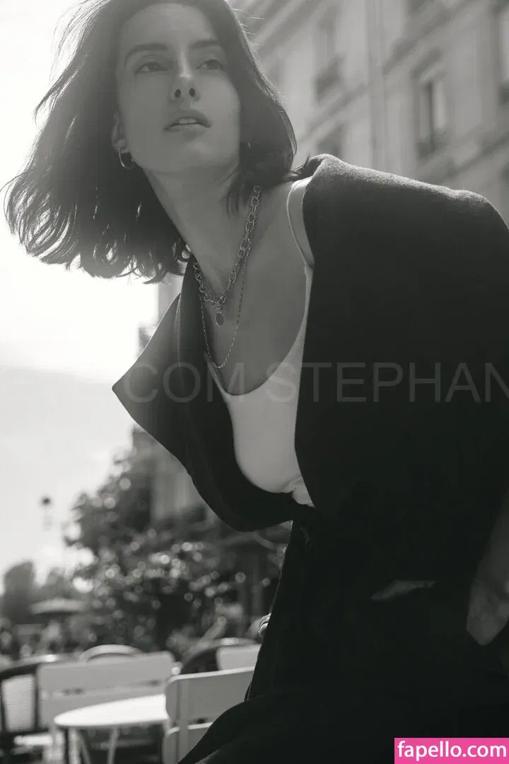 Aurélie Lacombe Onlyfans Photo Gallery 