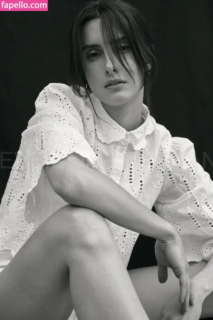 Aurélie Lacombe Onlyfans Photo Gallery 