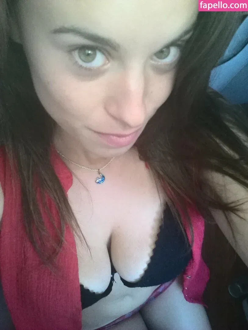 GreenObsession Onlyfans Photo Gallery 