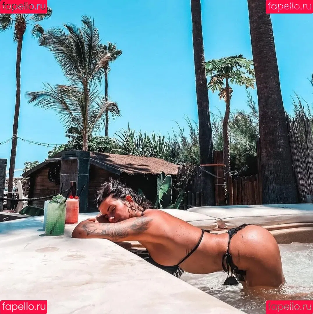 Lola Ortiz Onlyfans Photo Gallery 