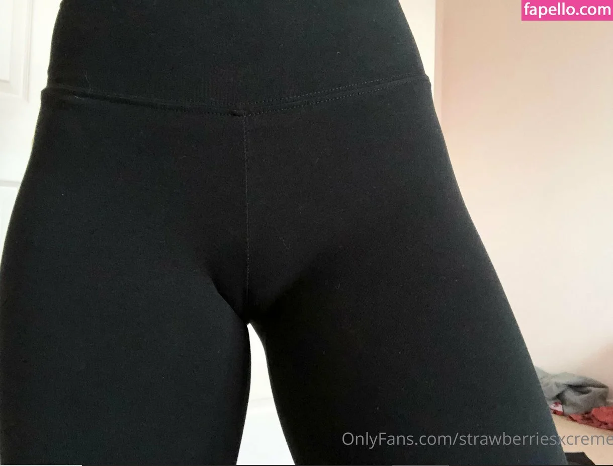 strawberriesxcreme Onlyfans Photo Gallery 