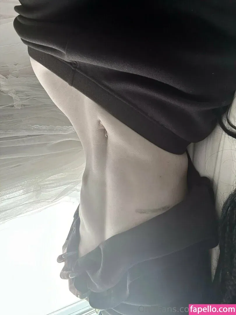 hirarilily Onlyfans Photo Gallery 