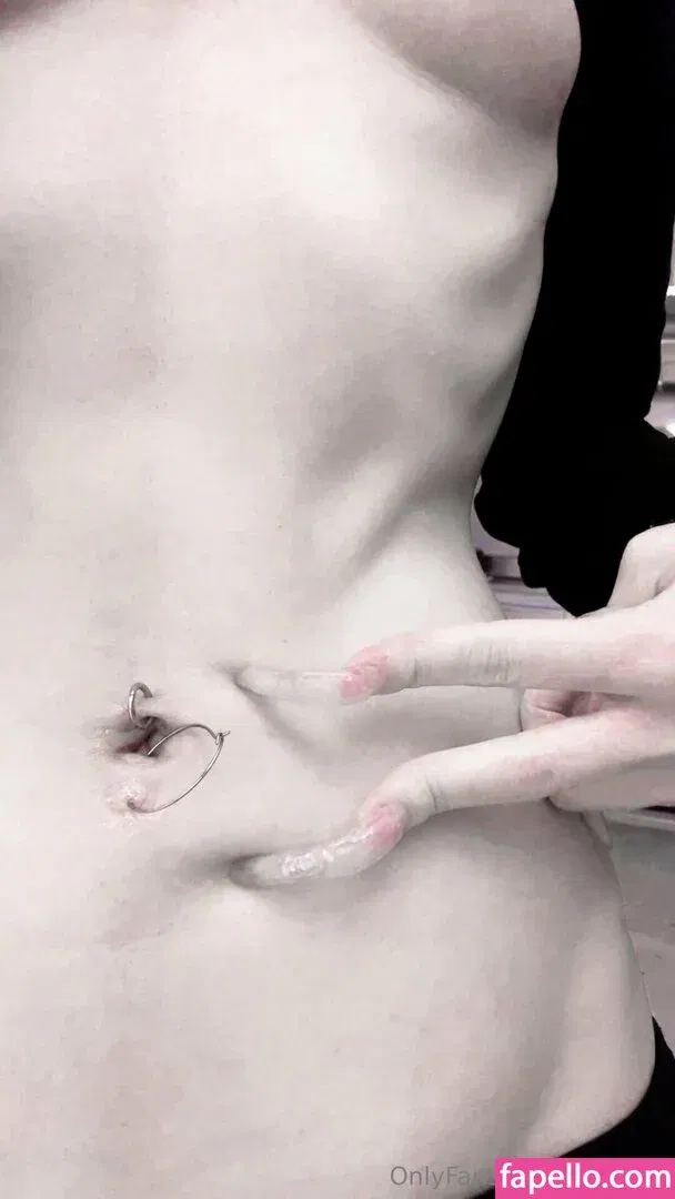 hirarilily Onlyfans Photo Gallery 