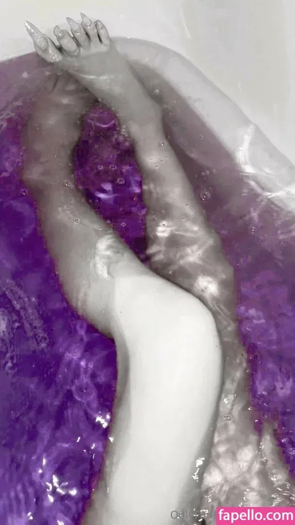 hirarilily Onlyfans Photo Gallery 