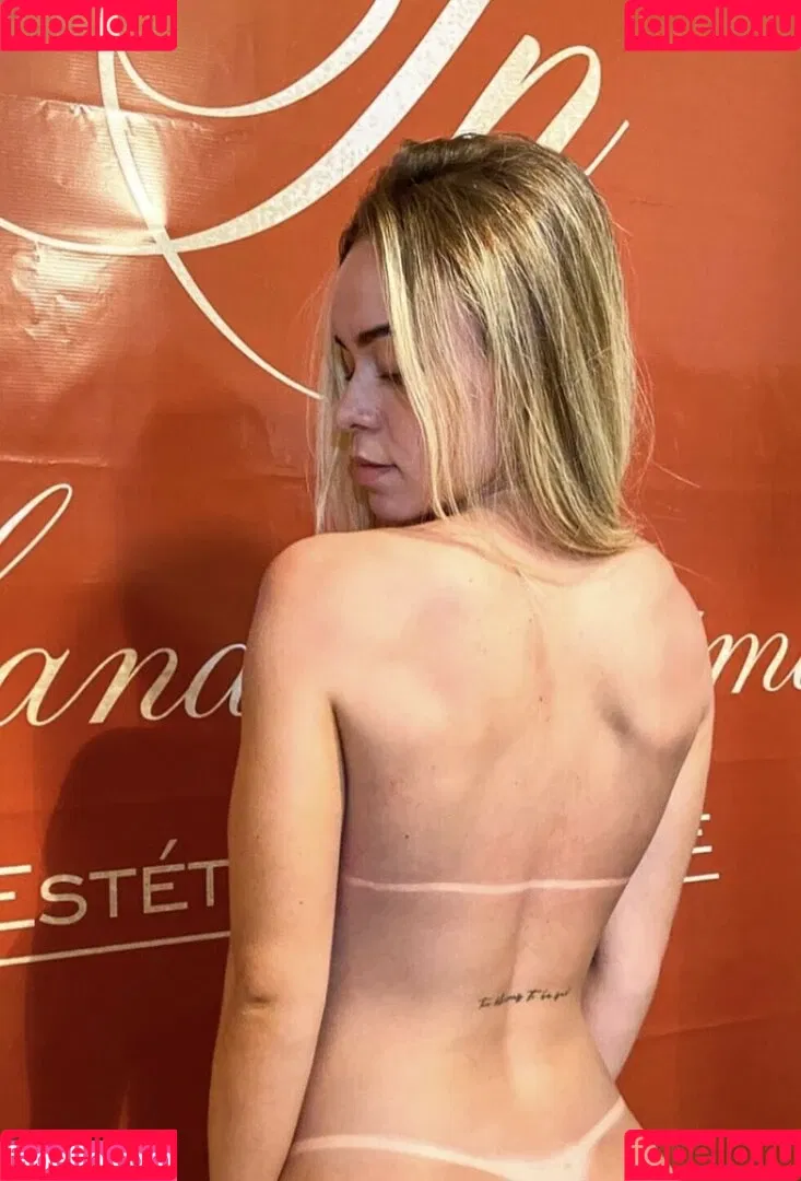 Naelly Onlyfans Photo Gallery 