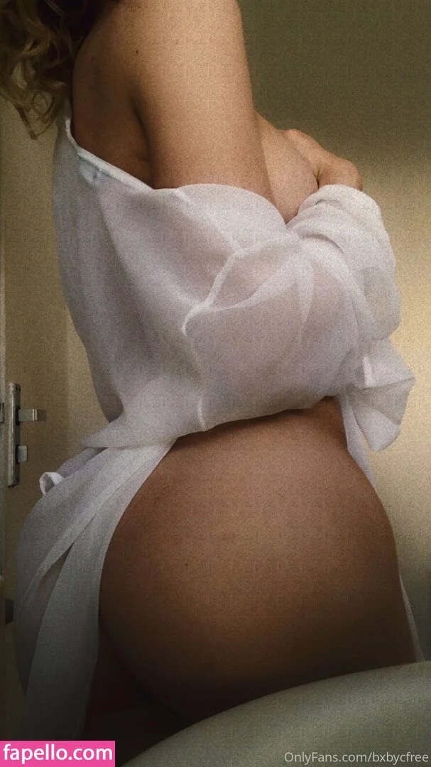 ariafreee Onlyfans Photo Gallery 