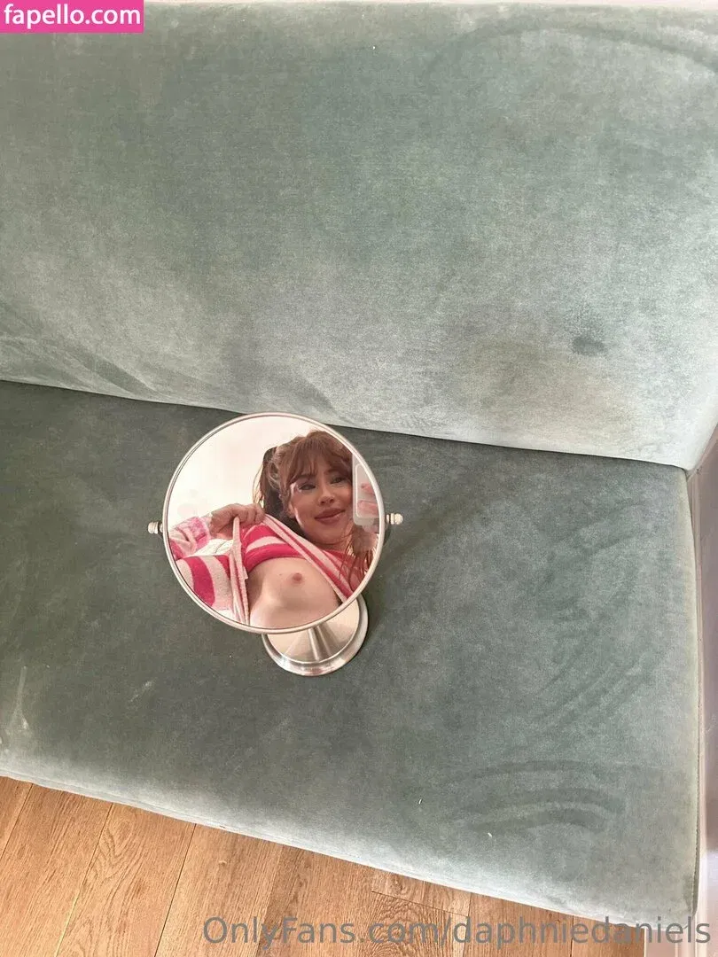 tinydaph Onlyfans Photo Gallery 