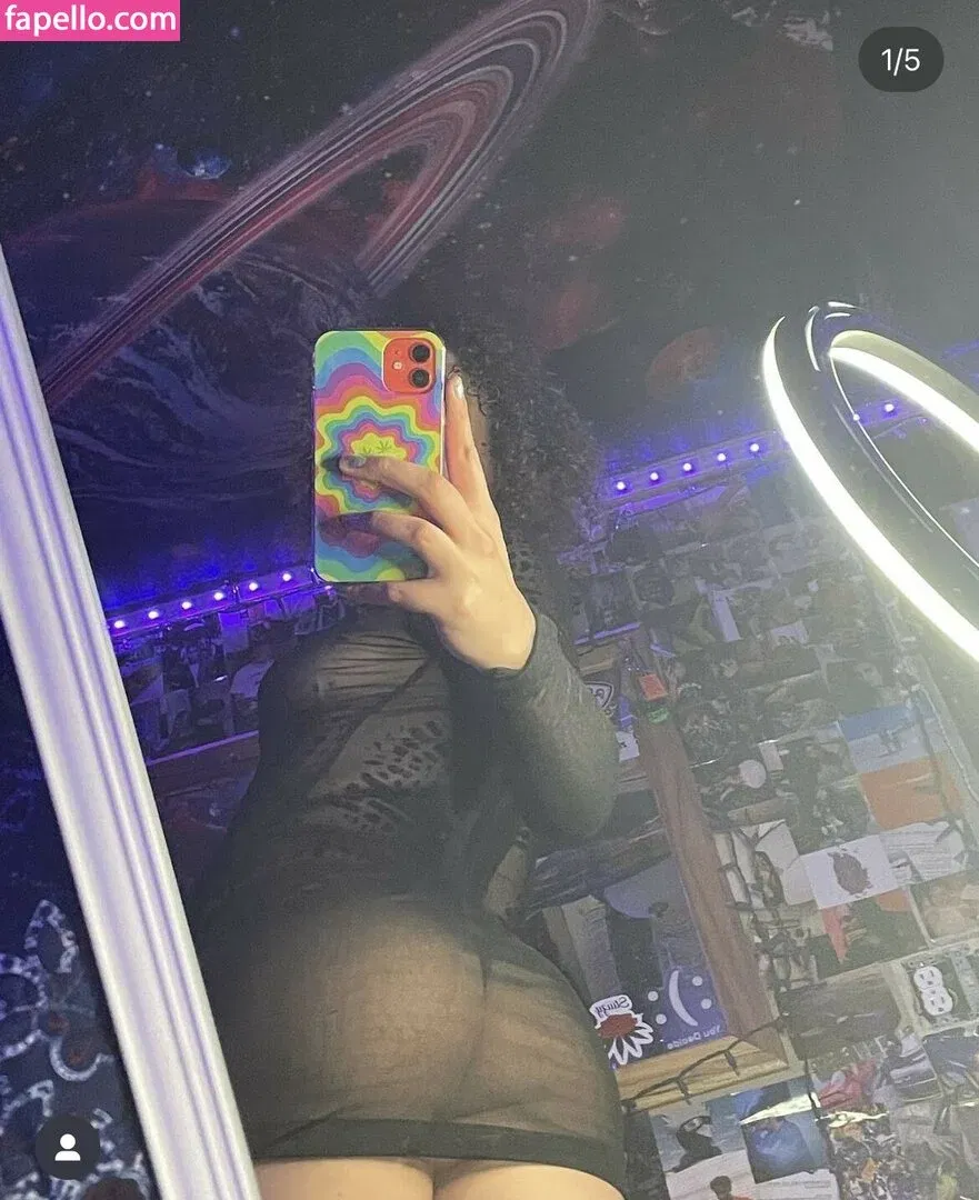 AnyThirtysevenn Onlyfans Photo Gallery 