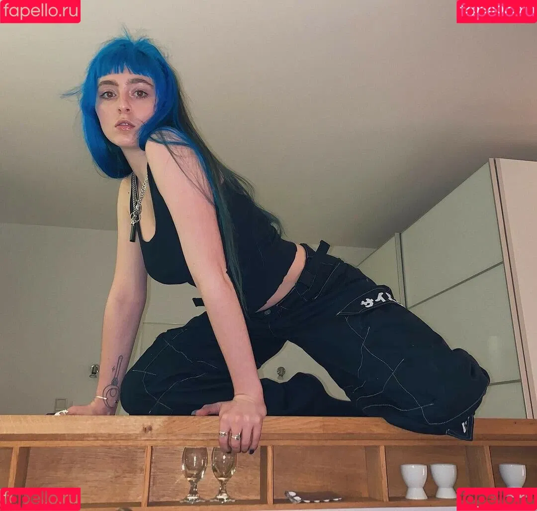 Ashnikko Onlyfans Photo Gallery 