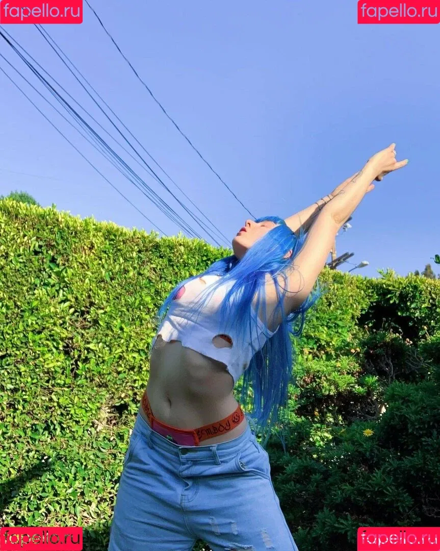 Ashnikko Onlyfans Photo Gallery 