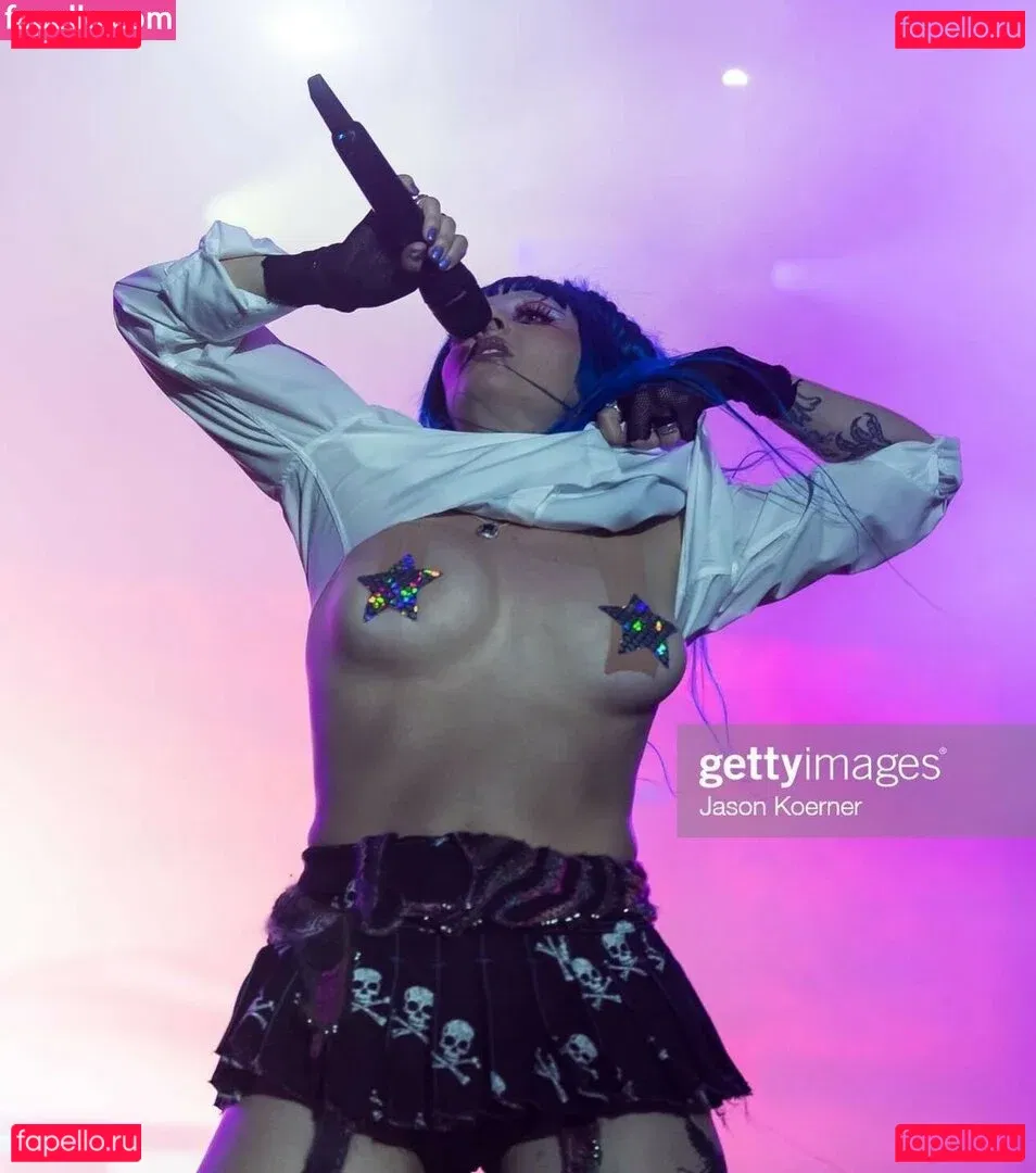 Ashnikko Onlyfans Photo Gallery 