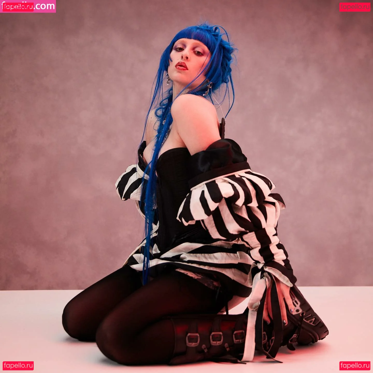 Ashnikko Onlyfans Photo Gallery 