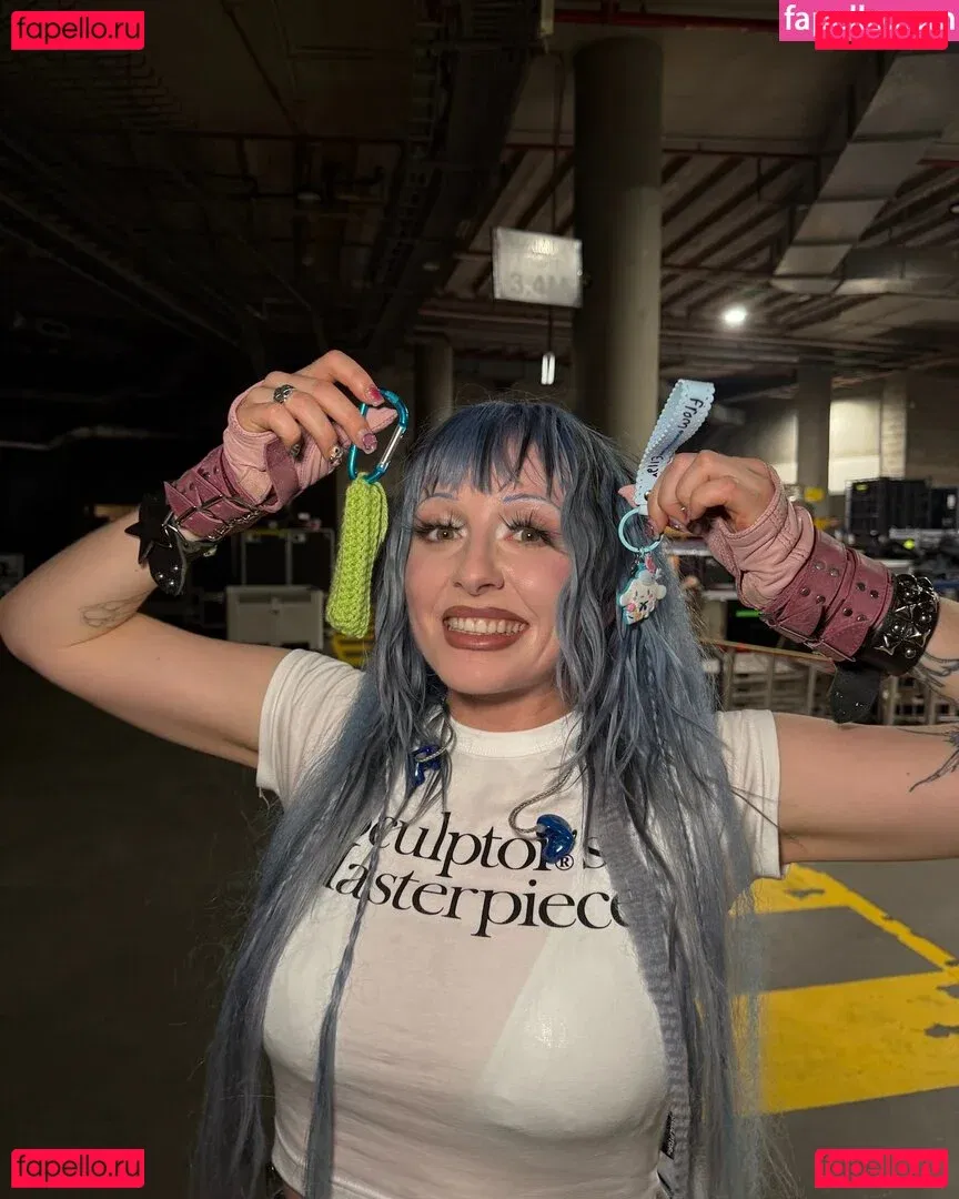 Ashnikko Onlyfans Photo Gallery 