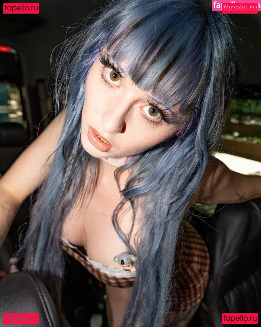 Ashnikko Onlyfans Photo Gallery 