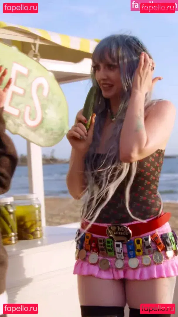 Ashnikko Onlyfans Photo Gallery 