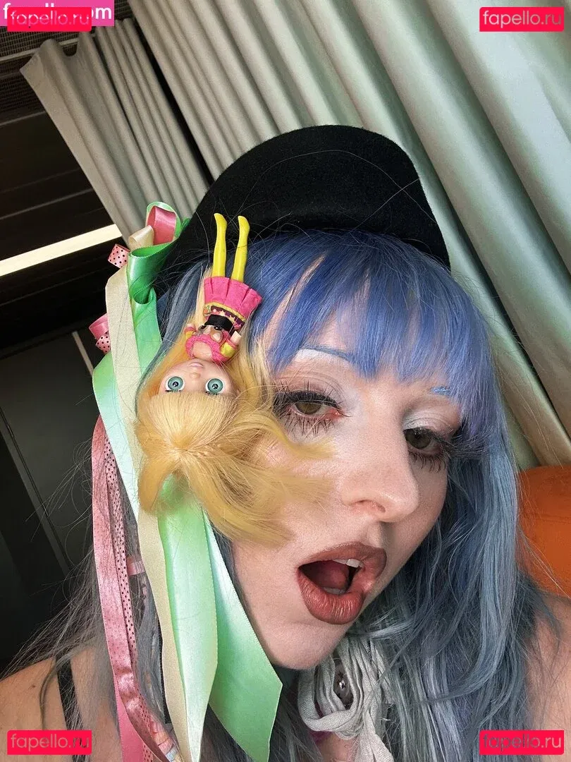 Ashnikko Onlyfans Photo Gallery 