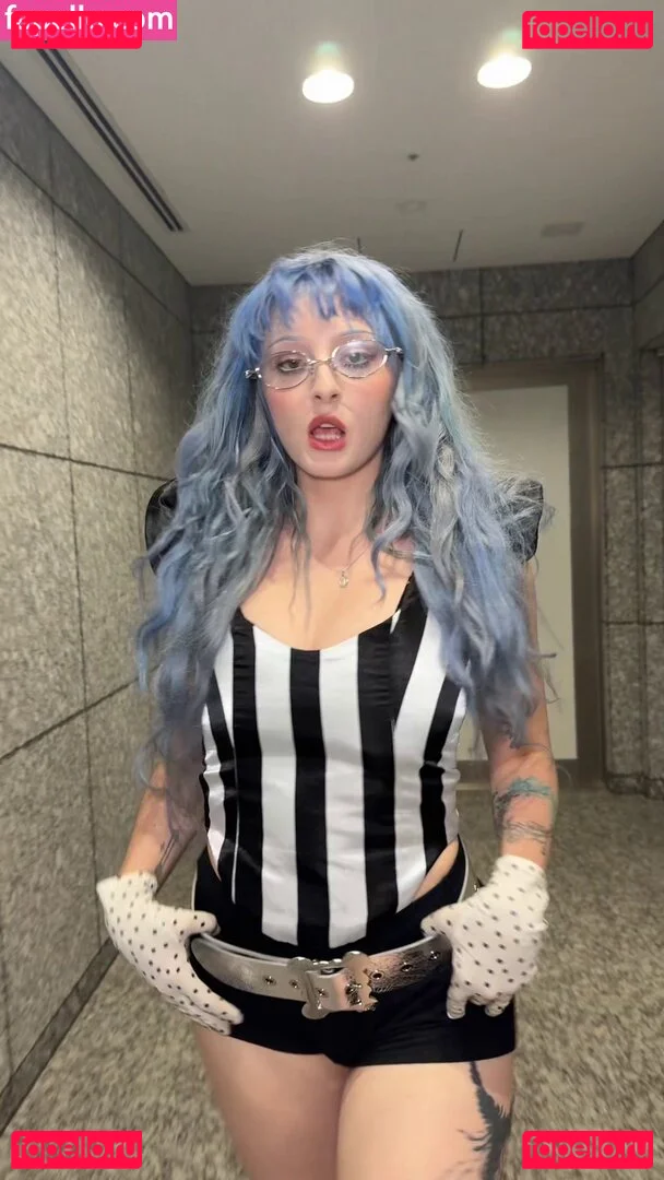 Ashnikko Onlyfans Photo Gallery 