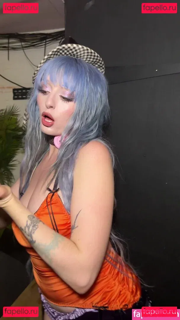 Ashnikko Onlyfans Photo Gallery 