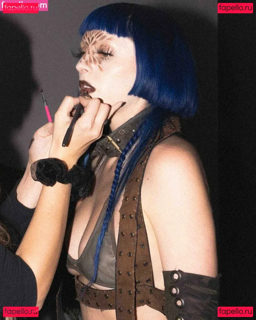 Ashnikko Onlyfans Photo Gallery 