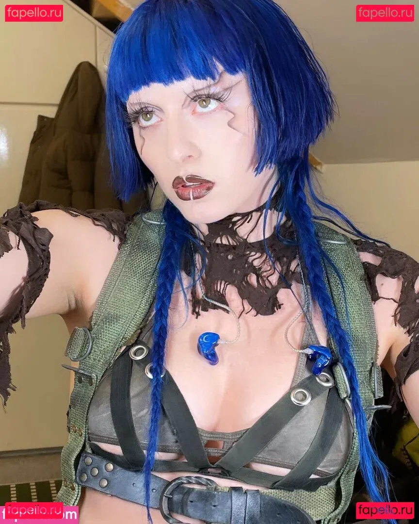 Ashnikko Onlyfans Photo Gallery 